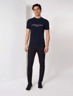 Cavallaro Napoli Terra Reflo T-shirt Donkerblauw 12 Cavallaro Napoli Terra Reflo T-shirt Donkerblauw -Cavallaro Napoli Shop 117226000 699000 06 positie 30 518