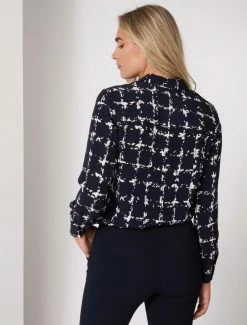 Cavallaro Napoli Giorgia Blouse Donkerblauw 14 Cavallaro Napoli Giorgia Blouse Donkerblauw -Cavallaro Napoli Shop 250225030 699127 12 positie 25 281