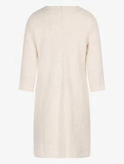 Cavallaro Napoli Basta Jurk Off White 16 Cavallaro Napoli Basta Jurk Off White -Cavallaro Napoli Shop 263225000 120000 02 positie 50 262